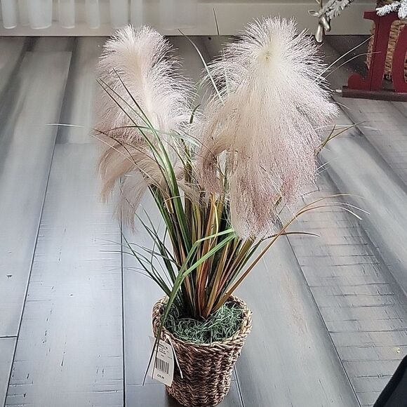 Decorate greens in basket 2 pieces - Picture 2 of 5